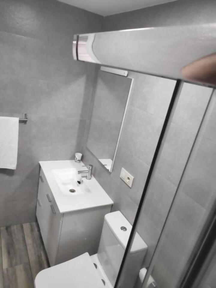Apartamento Con Patio Cerca De La Playa 布埃乌 外观 照片