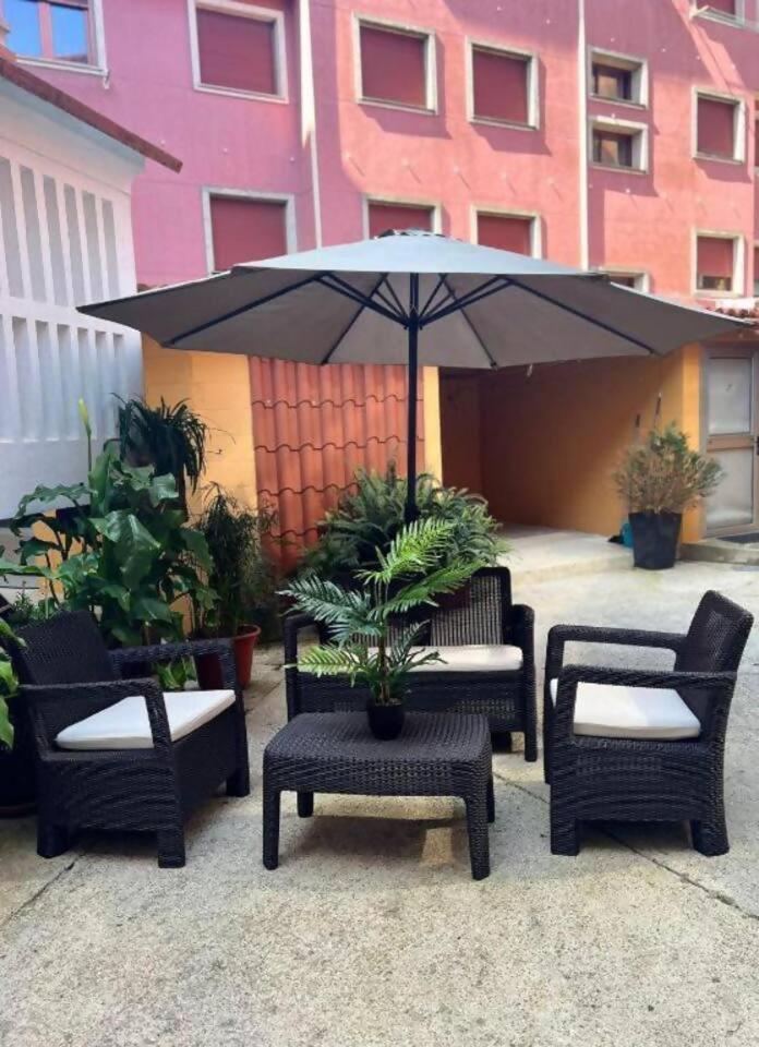 Apartamento Con Patio Cerca De La Playa 布埃乌 外观 照片